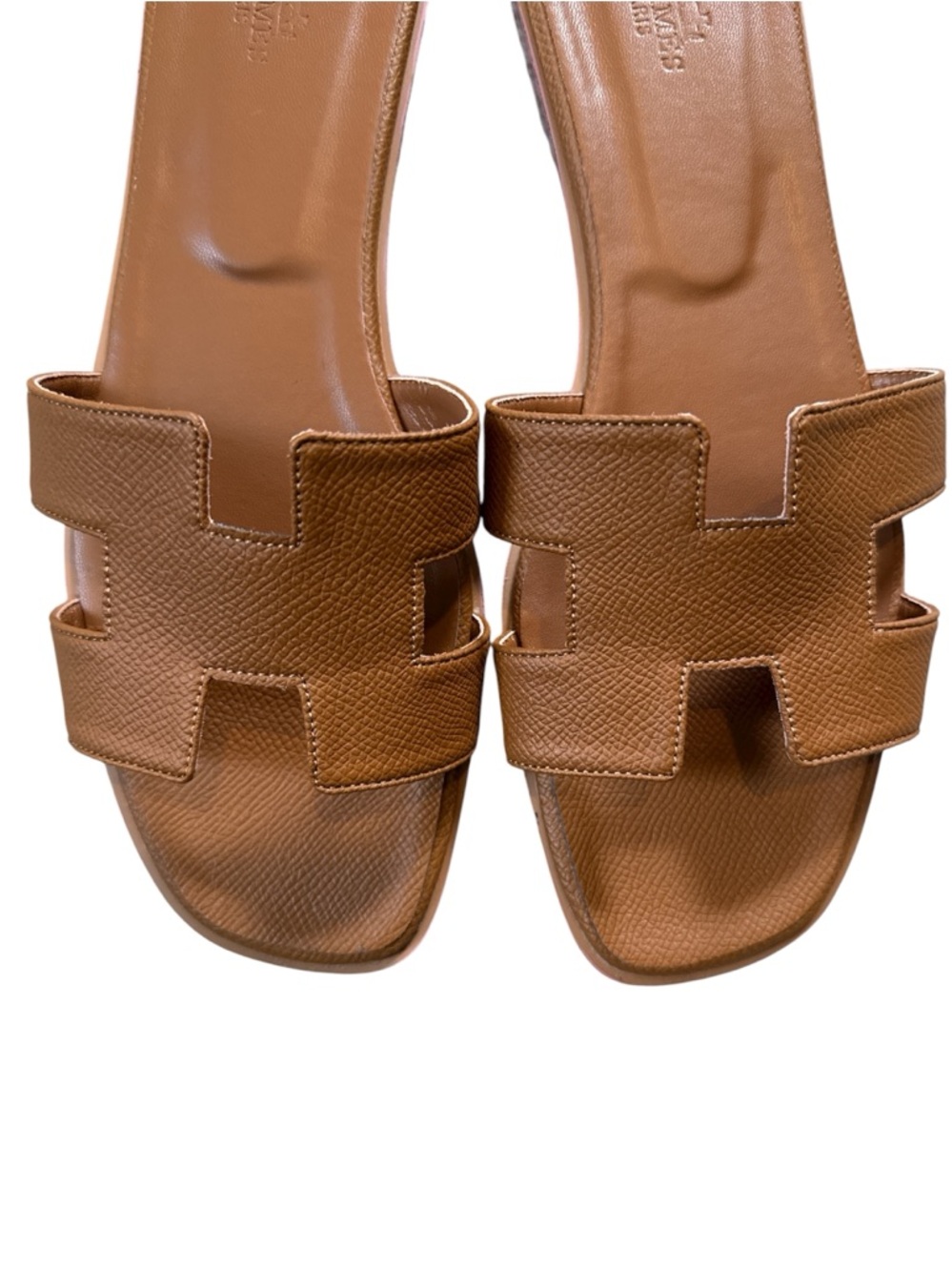 Hermes Oran Sandals in Gold EU38 - Picture 7 of 8